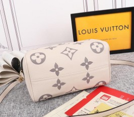 Louis Vuitton Bicolor Monogram Empreinte Leather Speedy Bandouliere 25 Handbag In Cream And Bois De Rose Pink