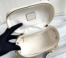Louis Vuitton Bicolor Monogram Empreinte Vanity PM Handbag In Cream And Bois De Rose Pink