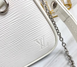 Louis Vuitton Epi Leather Easy Pouch On Strap In Quartz White