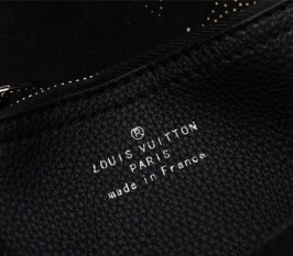 Louis Vuitton Mahina Carmel Hobo In Black