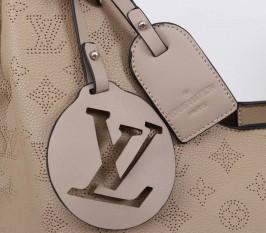Louis Vuitton Mahina Carmel Hobo In Galet Gray