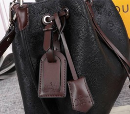 Louis Vuitton Mahina Muria Bag In Black