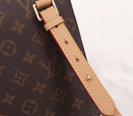 Louis Vuitton Monogram Canvas Soft Trunk Messenger PM Bag