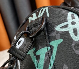 Louis Vuitton Monogram Eclipse Keepall Bandouliere 25 Travel Bag In Graffiti Green