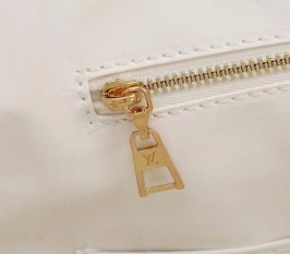 Louis Vuitton Monogram Empriente Giant Onthego GM Tote In Cream
