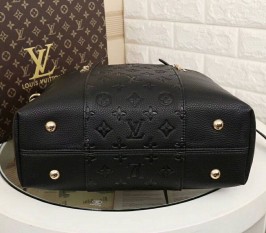 Louis Vuitton Monogram Empreinte Melie Hobo In Black