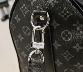 Louis Vuitton Taiga Leather Keepall Bandouliere 50 Travel Bag In Black