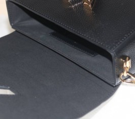 Louis Vuitton Taurillon Leather Twist MM Scrunchie Handle In Black
