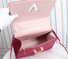 Louis Vuitton Twist One Handle MM Handbag In Rose