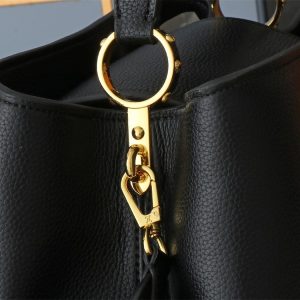 Louis Vuitton Capucines GM Souple Handbag In Black - Image 6