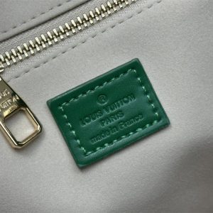 Louis Vuitton Other Leathers Shopper Cabas MM Tote In Green - Image 7