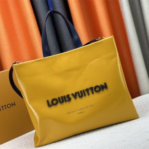 Louis Vuitton Other Leathers Shopper MM Tote In Safran