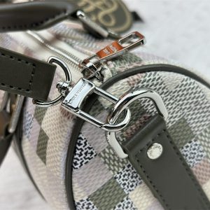 Louis Vuitton Damoflage Canvas Keepall Bandouliere 25 In Khaki - Image 9