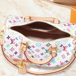 X TM Multicolored Speedy Bandouliere 30 In White - Image 5