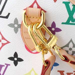 X TM Multicolored Speedy Bandouliere 30 In White - Image 7
