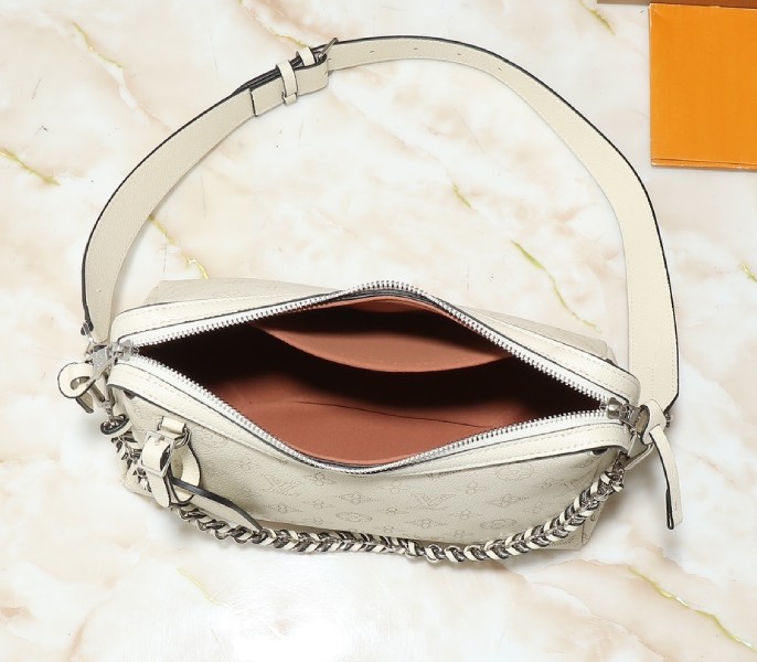 Louis Vuitton Mahina Hand It All PM Bag In Cream Beige M24114 - Image 5