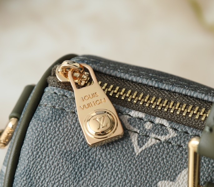 Monogram Surplus Canvas Keepall Bandouliere 25 In Khaki M26930 - Image 8