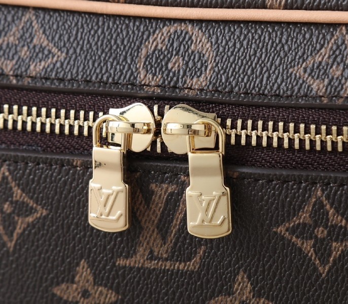 Monogram Canvas Nice BB With Vivienne - Image 7