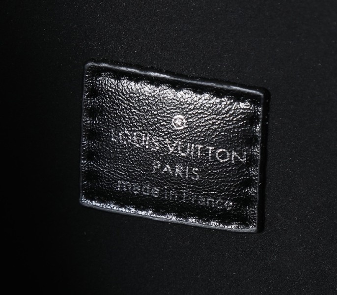 LV Vibe Carryall East West In Black M28160 - Image 6