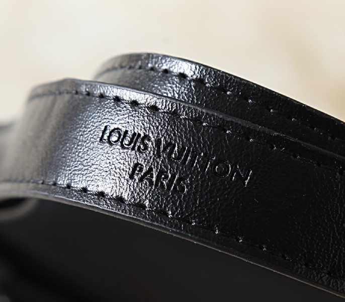 LV Vibe Carryall East West In Black M28160 - Image 9