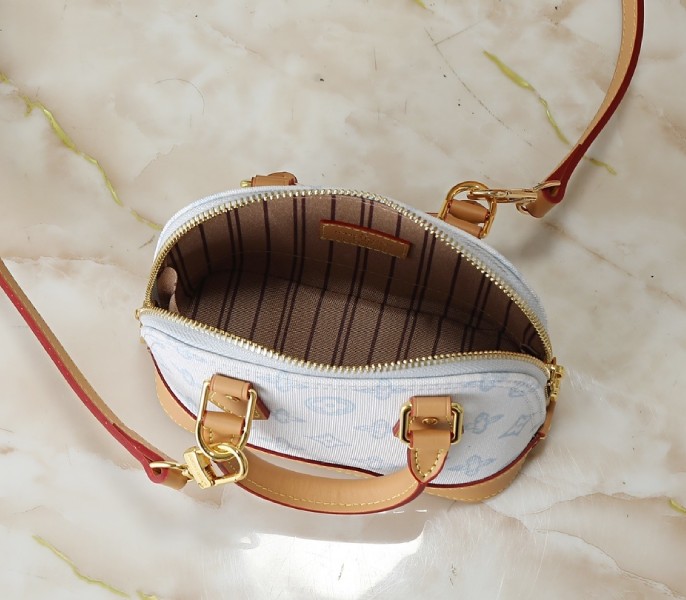 Monogram Origine Nano Alma In Bleu Courrier - Image 5