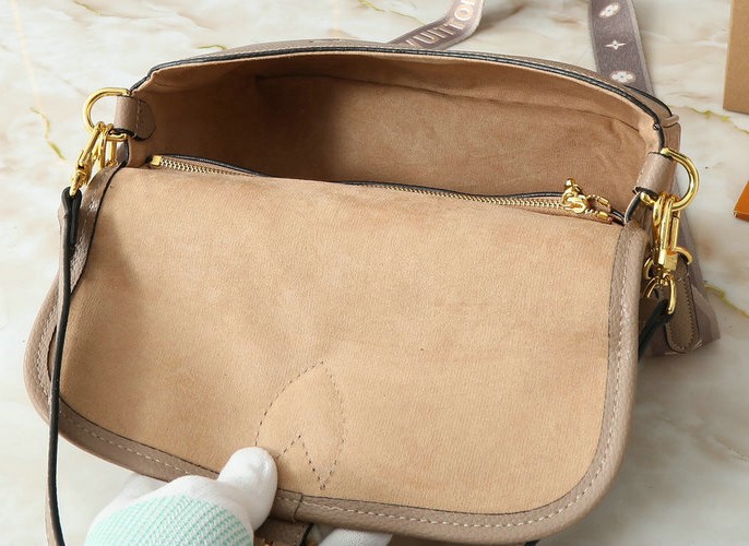 Louis Vuitton Monogram Empreinte Diane In Tourterelle Beige - Image 5