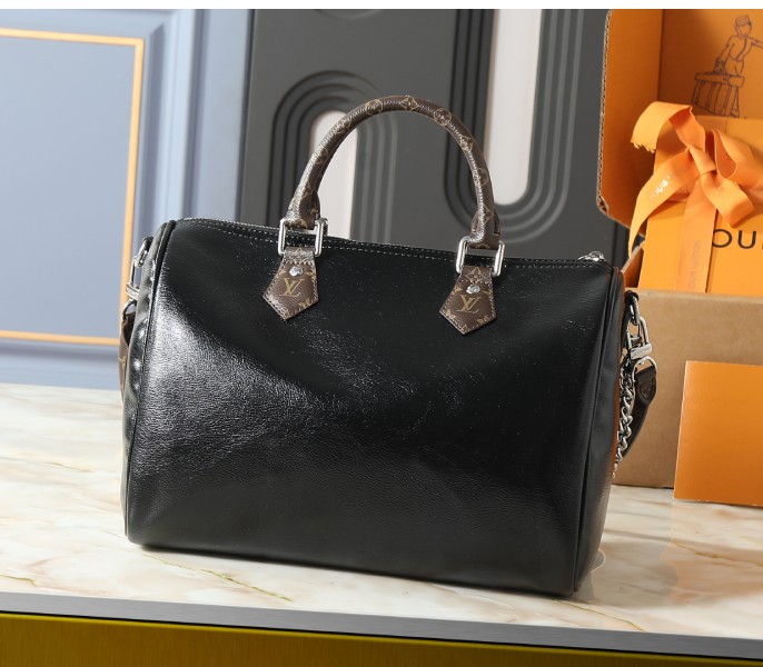 Lightweight Edition Speedy Soft 30 In Black - Image 2