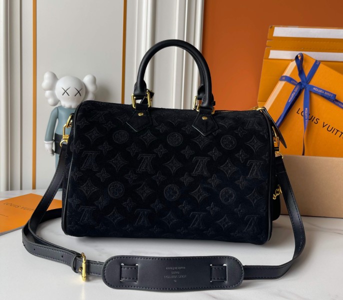 SP101 Louis Vuitton Suede Speedy P9 Bandouliere 30 In Black - Image 2