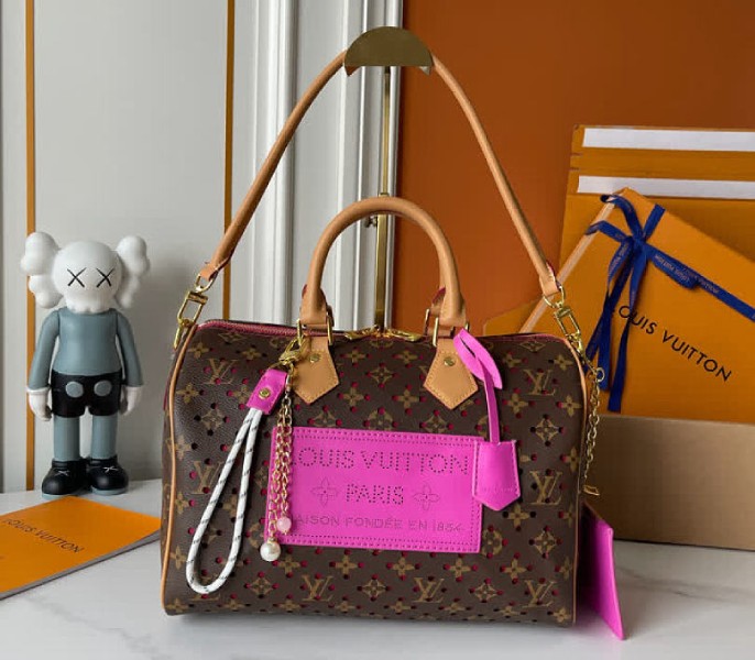 Louis Vuitton Speedy 30 Replica Bag AAA+ High Quality