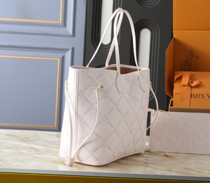 Monogram Couture Neverfull MM In Light Bliss - Image 3
