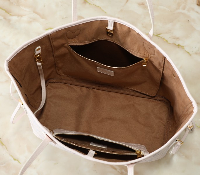 Monogram Couture Neverfull MM In Light Bliss - Image 5