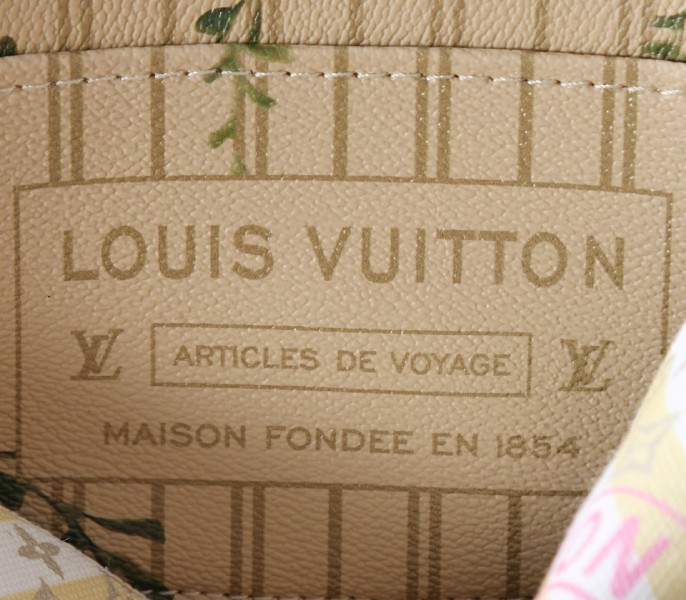 Stamp Edition Cosmetique PM Pochette In Banana Yellow - Image 6