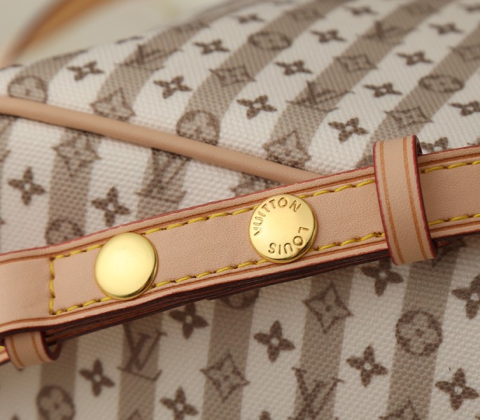 Stamp Edition LineUp MM In Burgundy Rose - Image 9